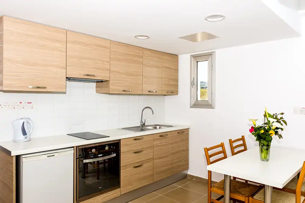 HELIOS BAY HOTEL APTS