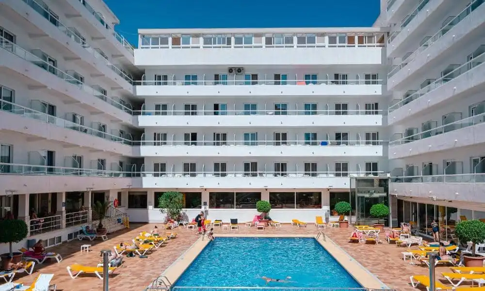 Hotel Port Fiesta Park